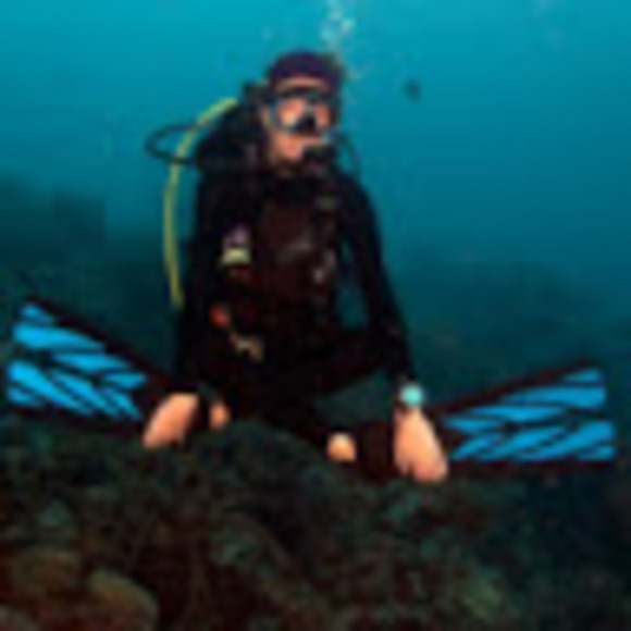 Meet your Posher, Martine - Picture 1 of 1